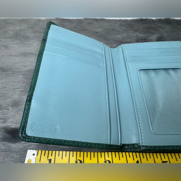 Coach Wallet - Picture 4 of 6